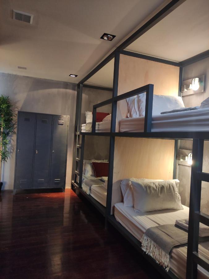 Caruma Surf Hostal *